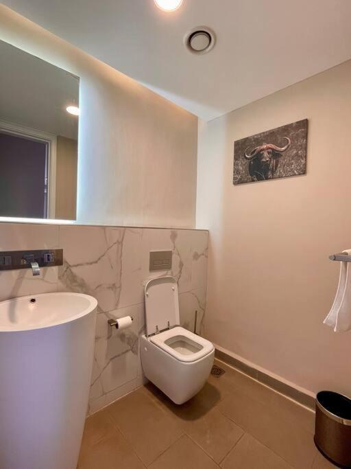 A Scenic Escape Within Nairobi Apartment ภายนอก รูปภาพ
