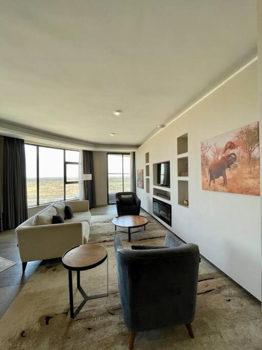 A Scenic Escape Within Nairobi Apartment ภายนอก รูปภาพ